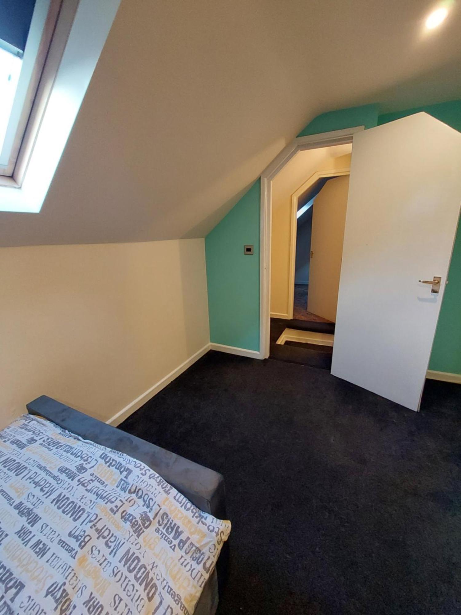 Dobcross Close Lejlighed Manchester Eksteriør billede